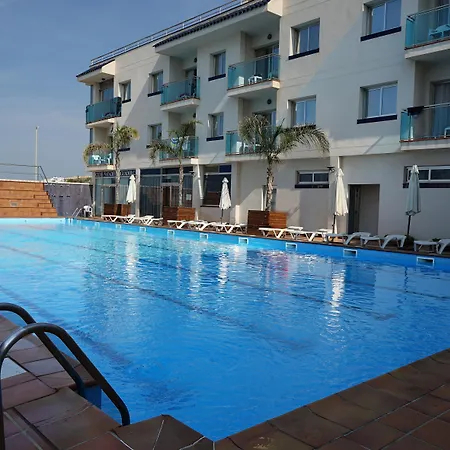 Готель Port 4*