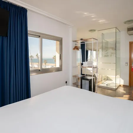 Port Hotel