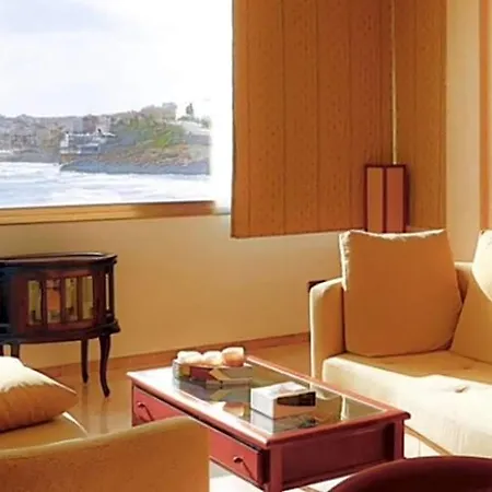 Port 4* Σίτζες