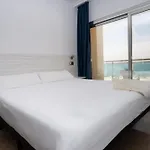 포트 4* 시체스