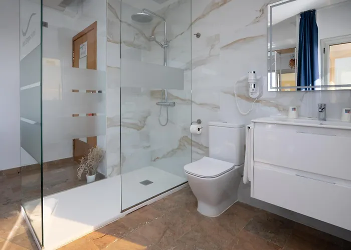 Готель Port Сіджас